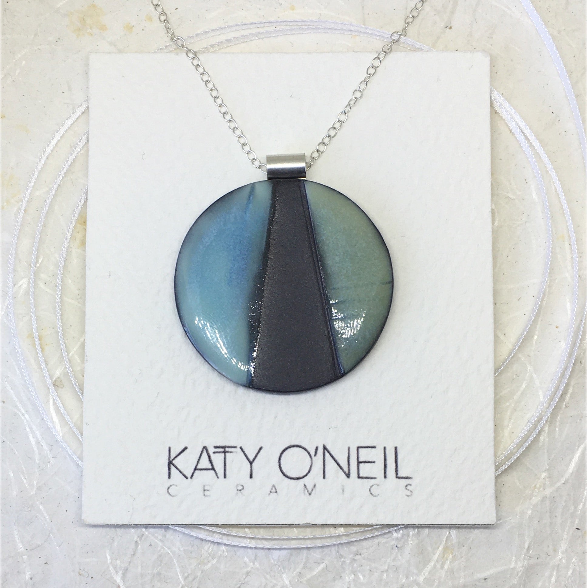 Large Pendant 27