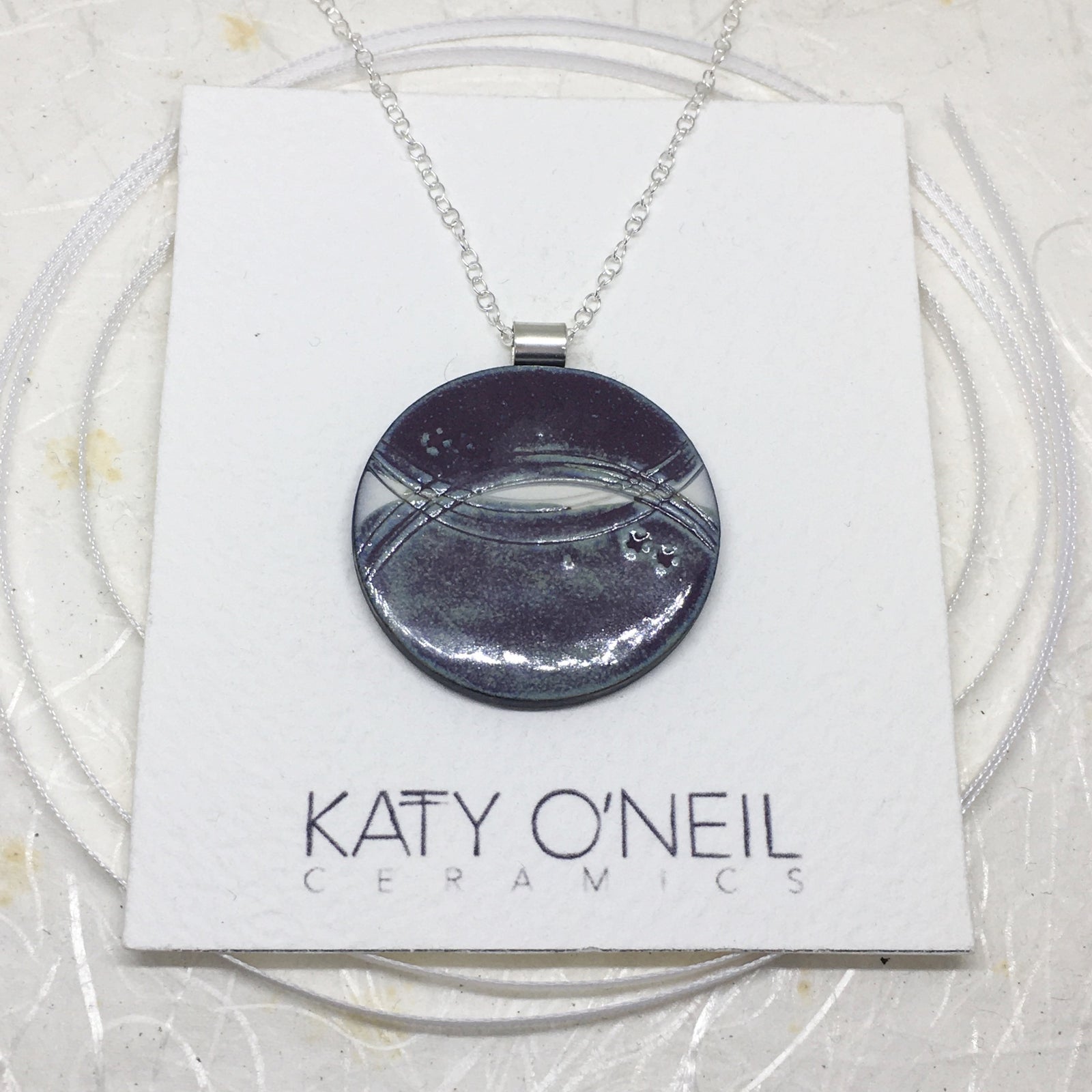 Medium Pendant 1