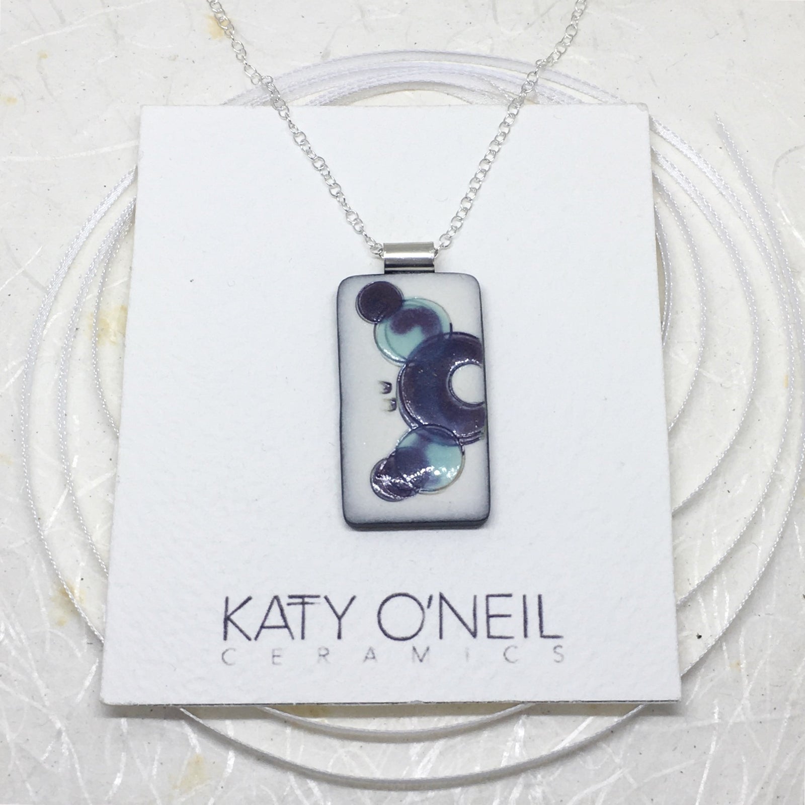 Medium Pendant 19