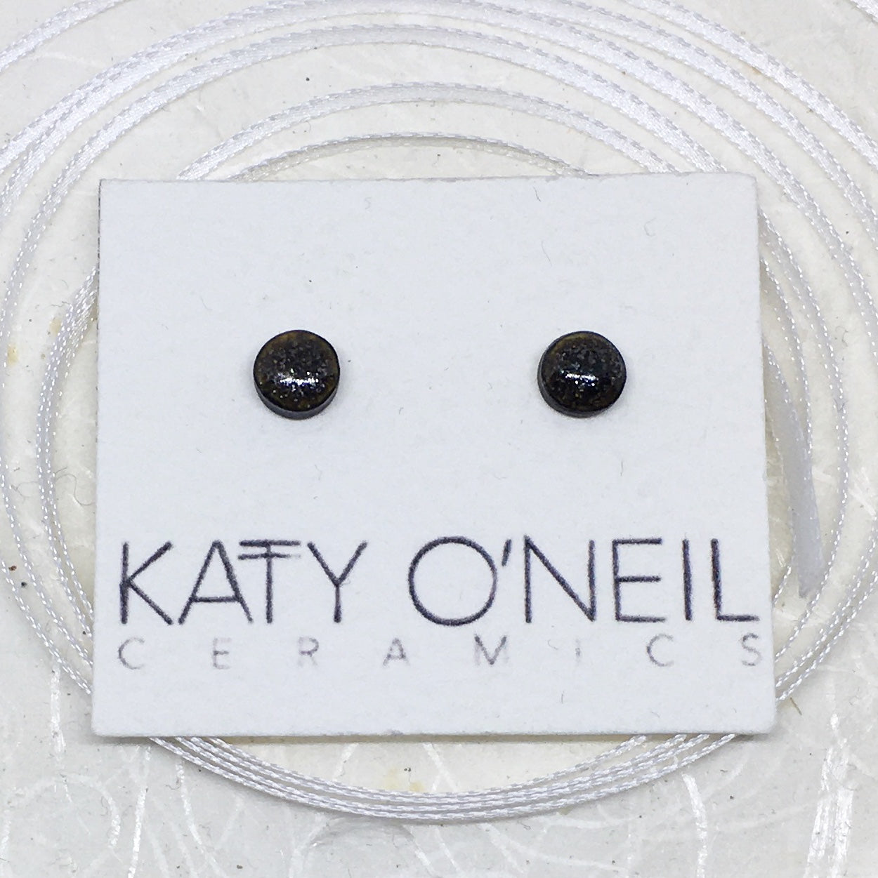 Tiny Round Earrings 50