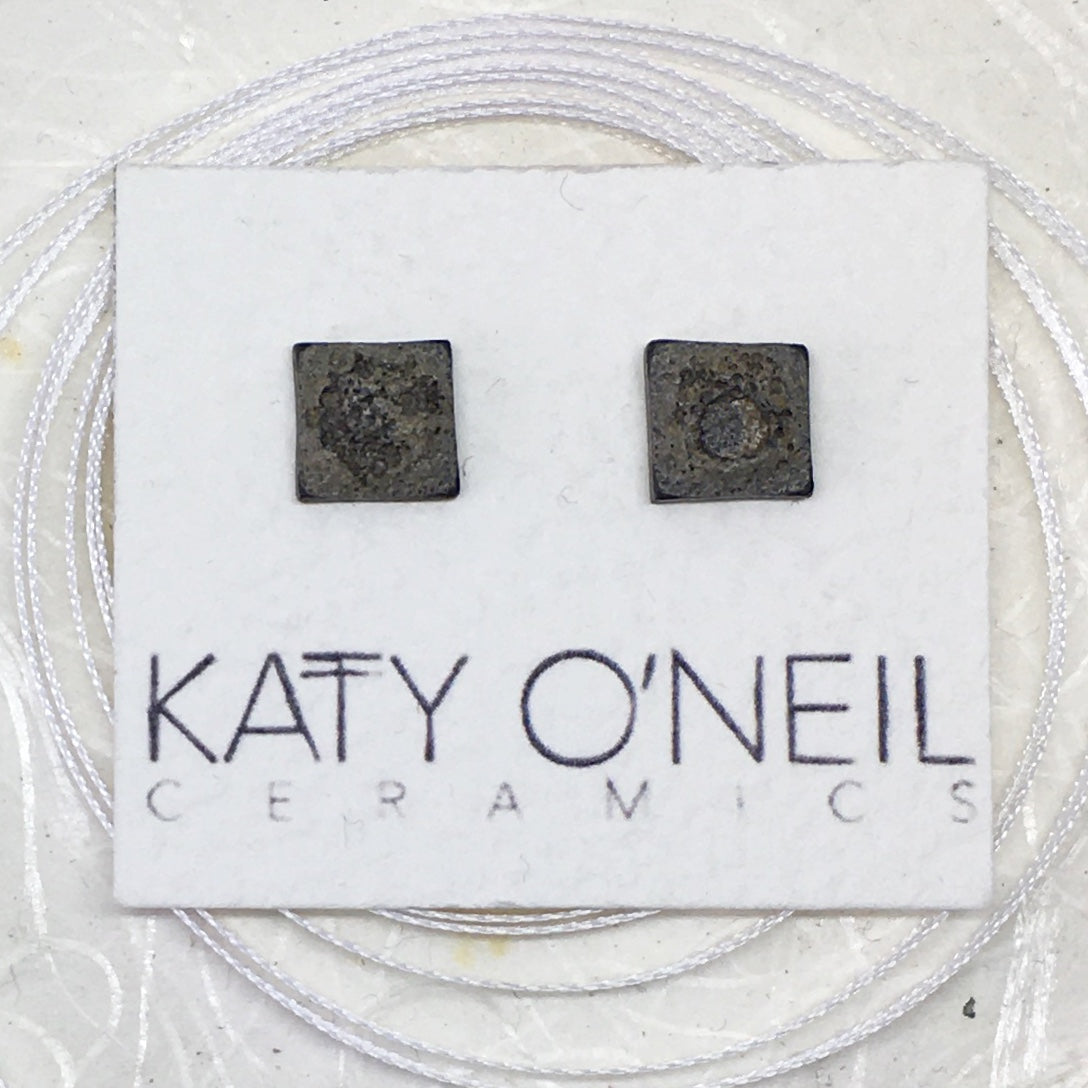 Small Square Earring 36