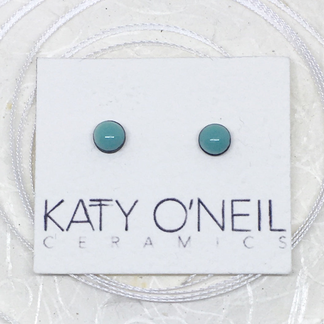 Tiny Round Earrings 18