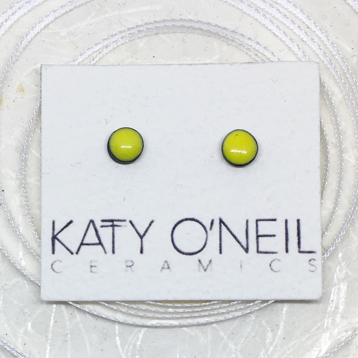 Tiny Round Earrings 40