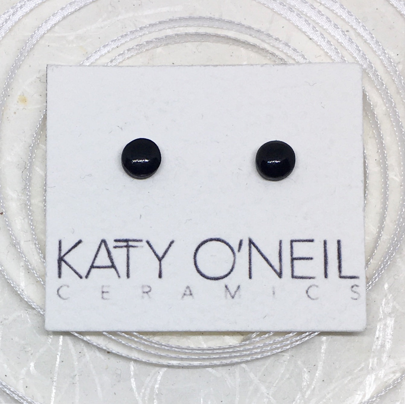 Tiny Round Earrings 41