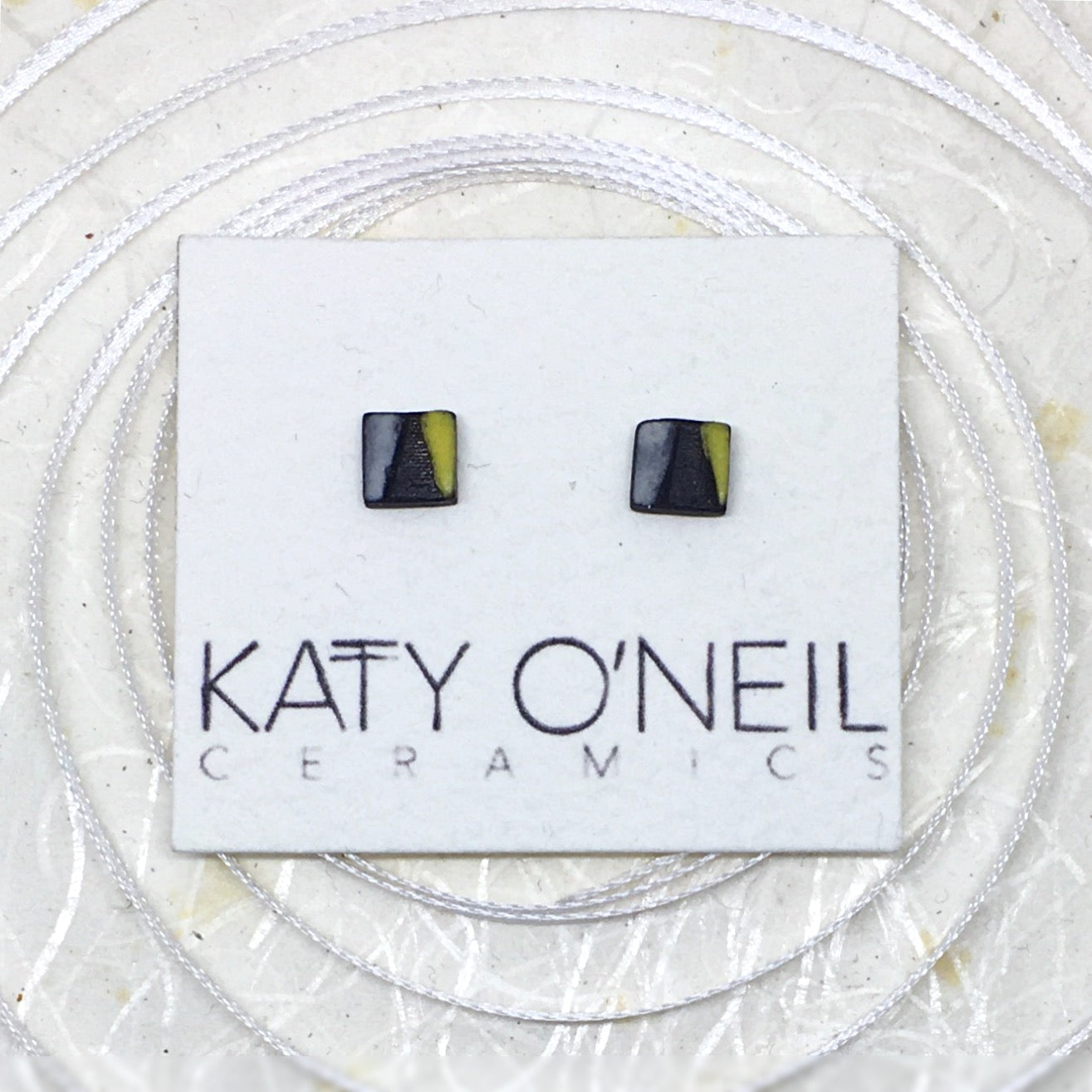 Tiny Square Earrings 36