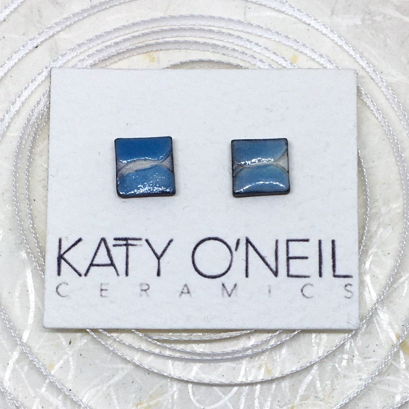 Small Square Earring 22