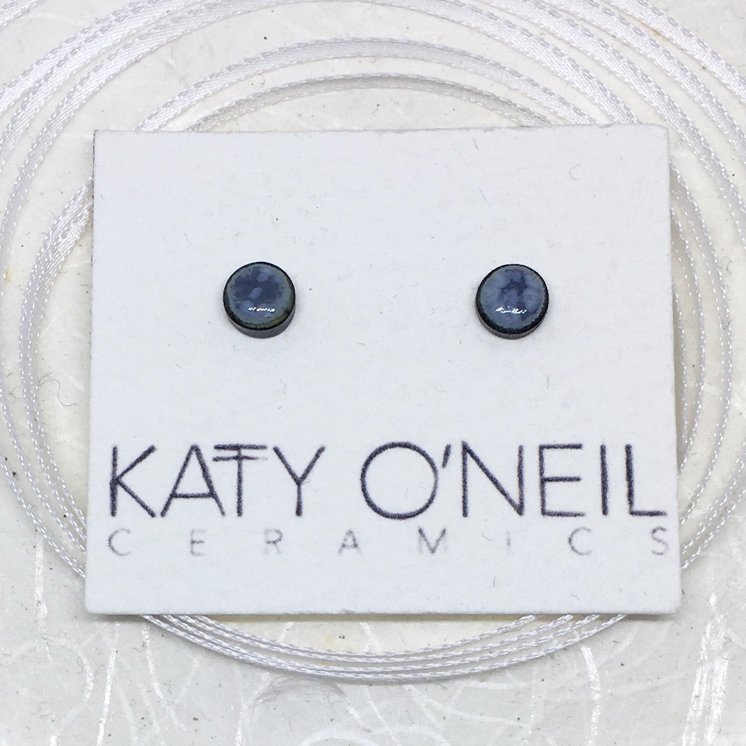 Tiny Round Earrings 51