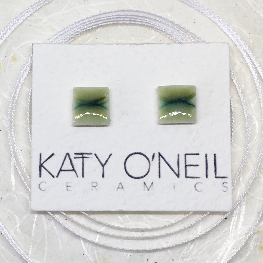 Small Square Earring 19