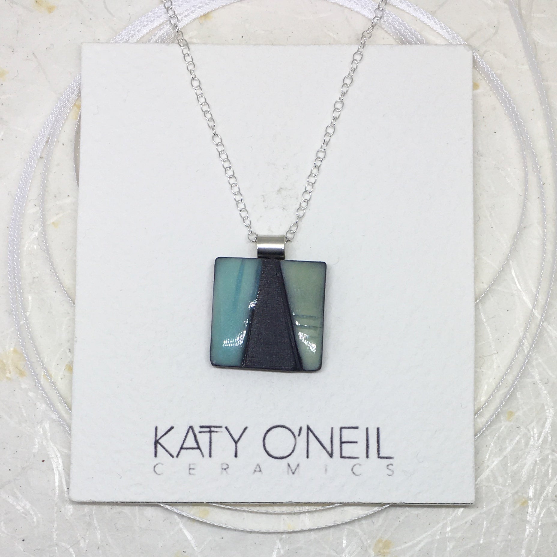 Small Pendant 19