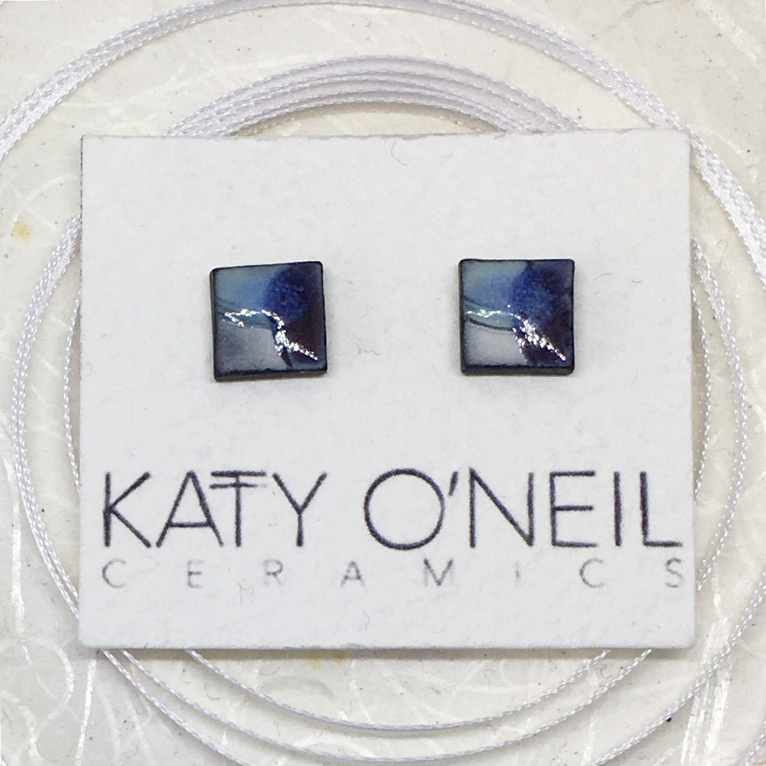 Small Square Earring 1