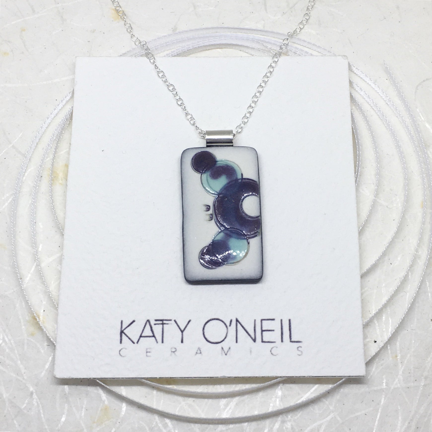 Medium Pendant 19