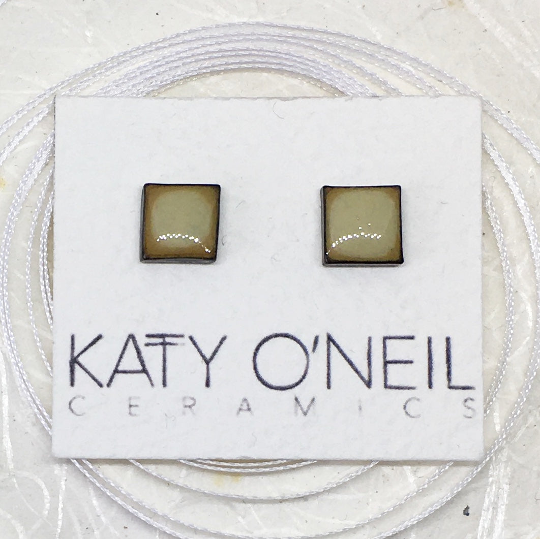 Small Square Earring 38