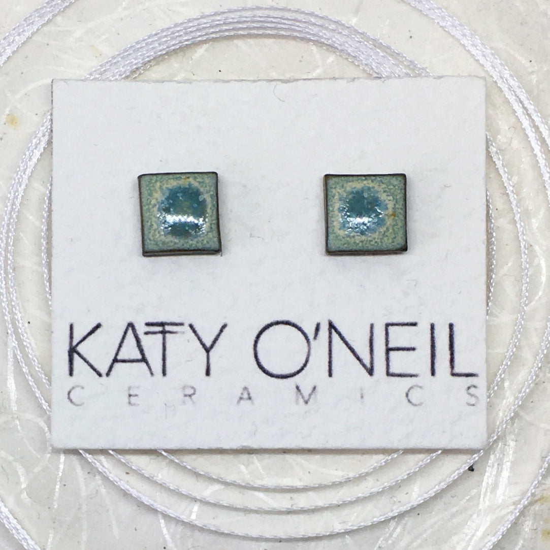 Small Square Earring 17