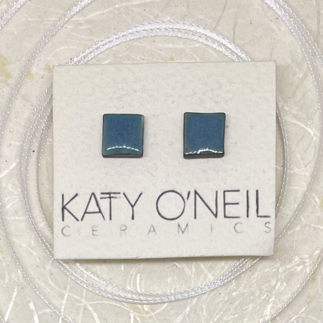 Small Square Earring 41