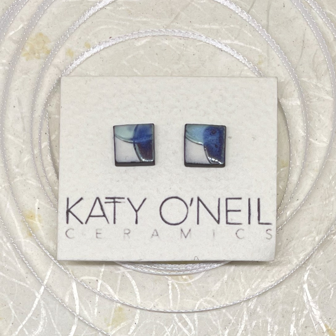 Small Square Earring 1